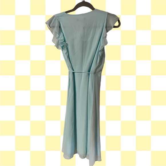 A Boohoo dress in size 4 NWT - Picture 8 of 8